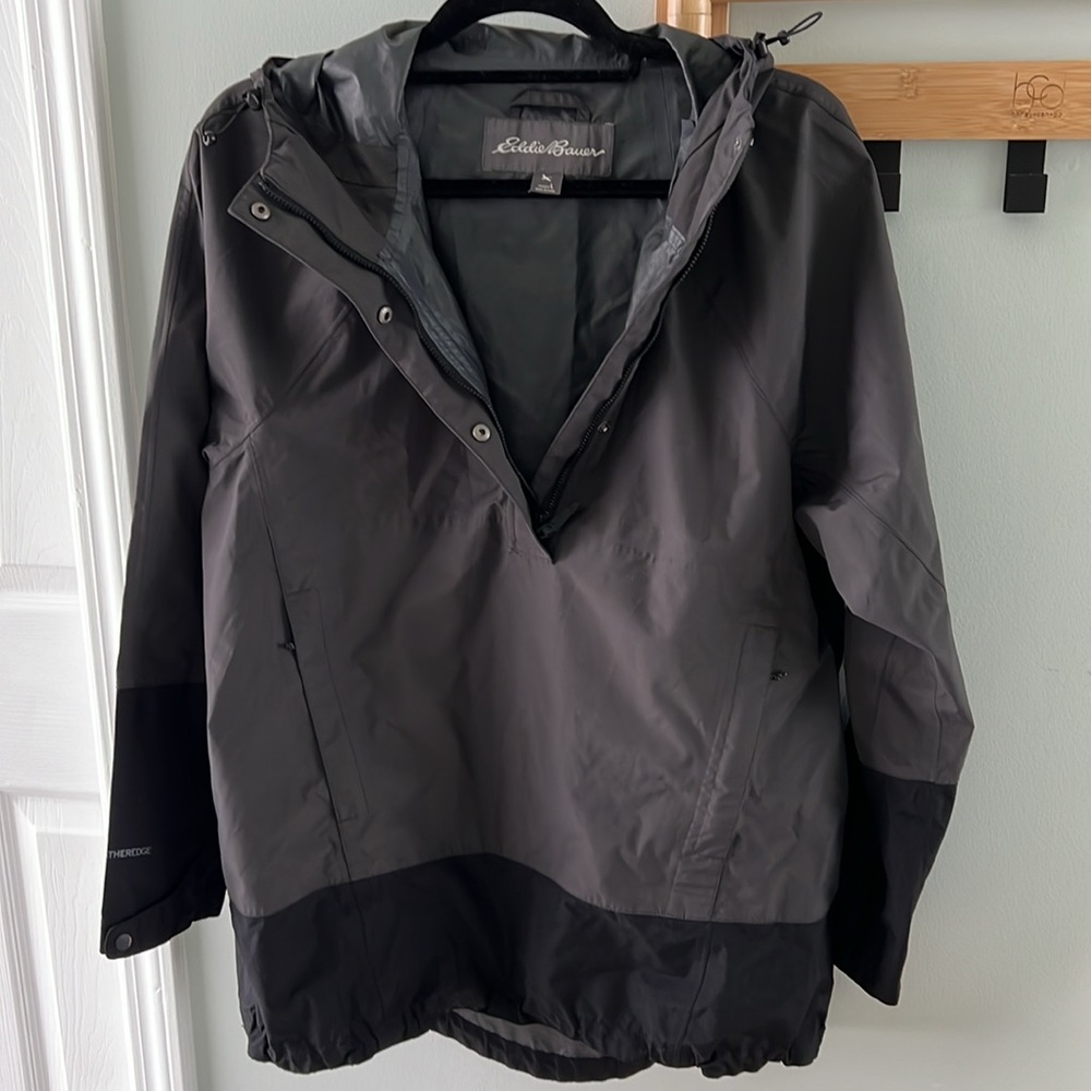 Eddie Bauer Women’s Rain Quarter Zip Jacket